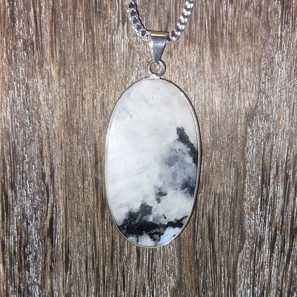 Large Moonstone Necklace - Picture 5 of 8